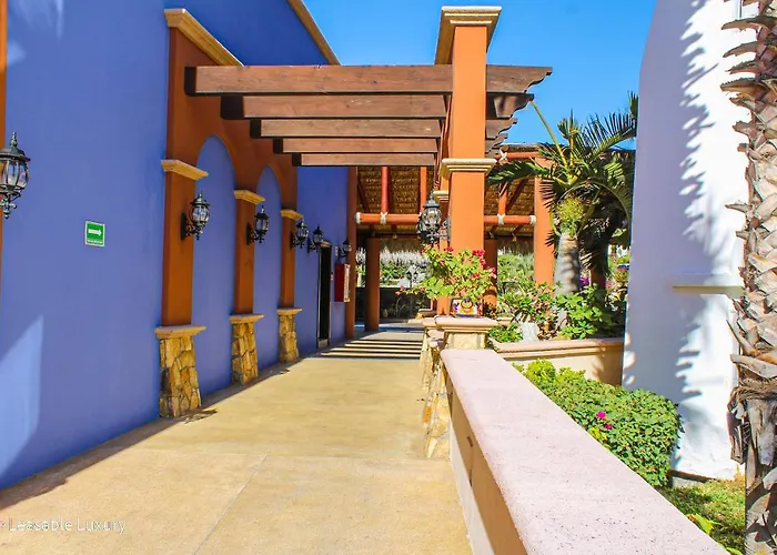 Sirena Del Mar Luxury Welk Villas *